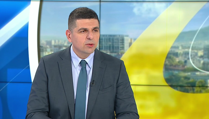 Ивайло Мирчев: Даниел Митов е сламено мекере на Пеевски, трябва да подаде оставка