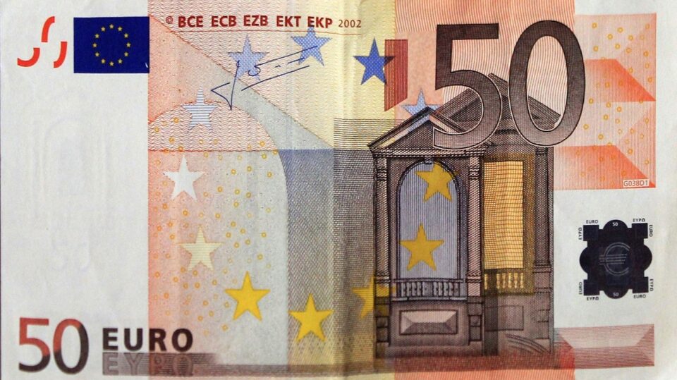 Кредити за физически лица – безлихвени и стандартни потребителски кредити